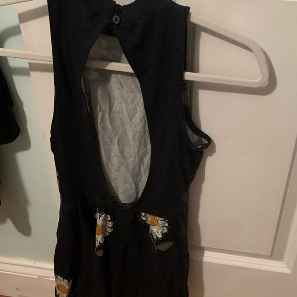 Forever 21 romper - Picture 2 of 3